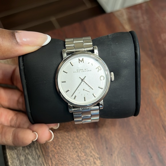 Marc by Marc Jacobs Silver Watch - Picture 4 of 8